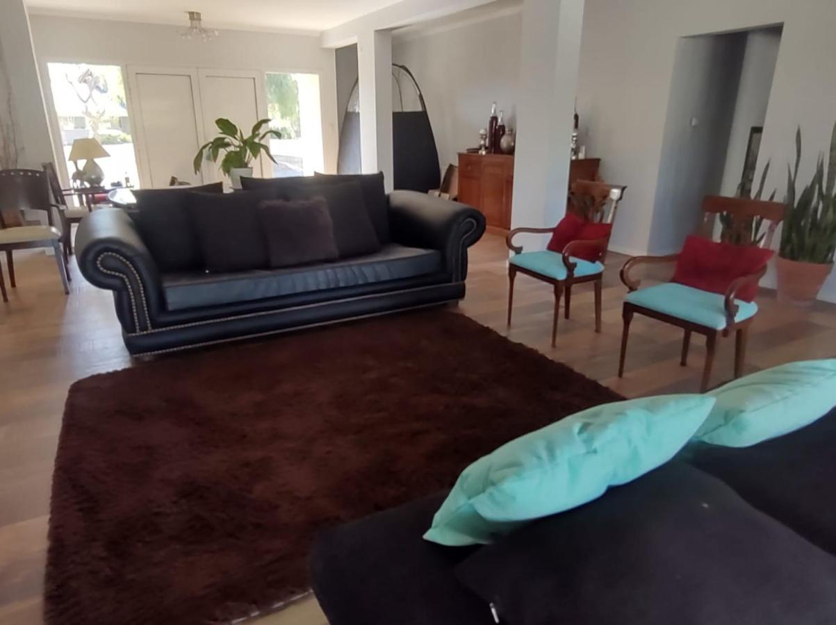 Casa 6 A Malibu 3Km Del Aeropuerto Podes Dejar Tu Auto 비야 아옌데 외부 사진