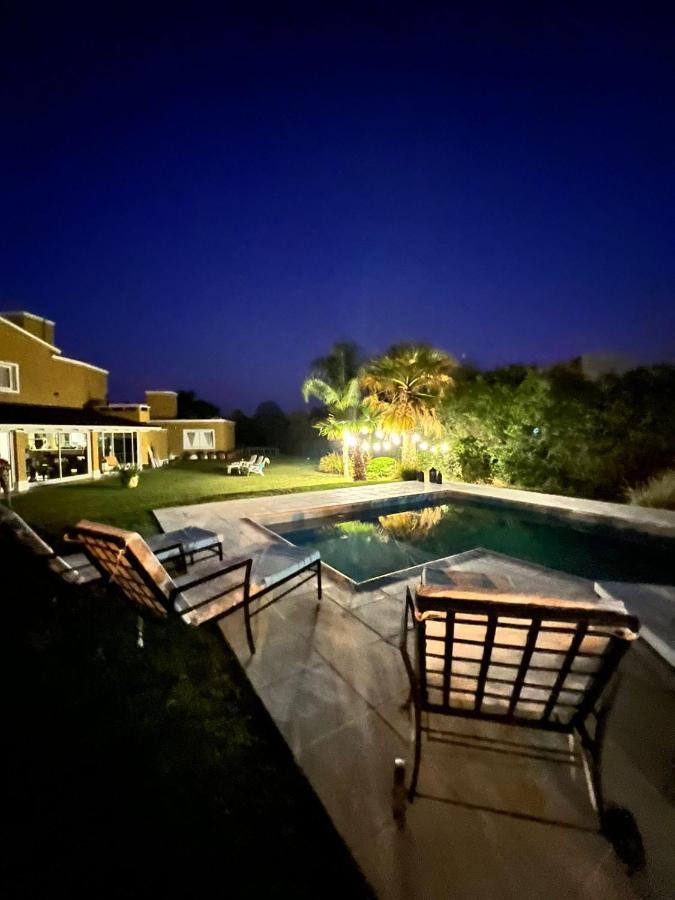 Casa 6 A Malibu 3Km Del Aeropuerto Podes Dejar Tu Auto 비야 아옌데 외부 사진